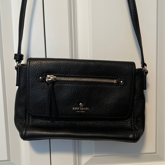 Kate Spade Crossbody Bag. Black pebbled leather. - Picture 1 of 8
